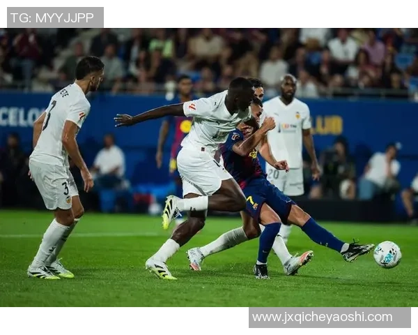 2020年巴塞罗那对阵巴伦西亚精彩回顾与赛后分析 2020年巴塞罗那对阵巴伦西亚精彩回顾与赛后分析