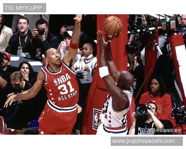 乔丹克拉克森的篮球生涯与成就解析:从新秀到全明星的辉煌历程 乔丹克拉克森的篮球生涯与成就解析:从新秀到全明星的辉煌历程